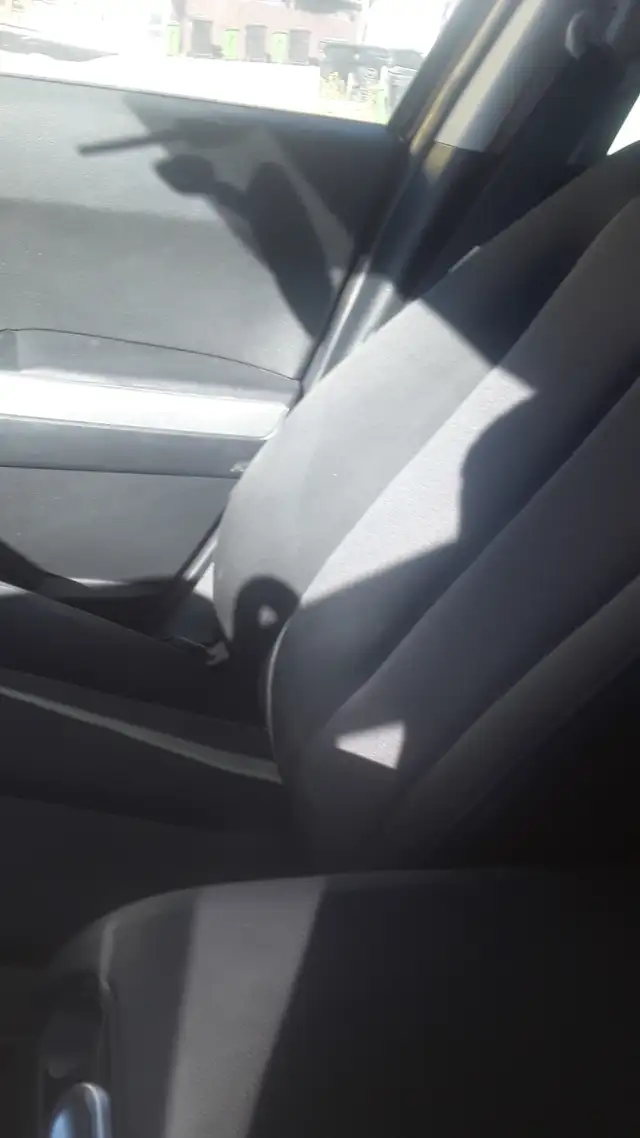 2009 Mazda CX-7 fully loaded AWD 175000km 5000$ - Photo 3