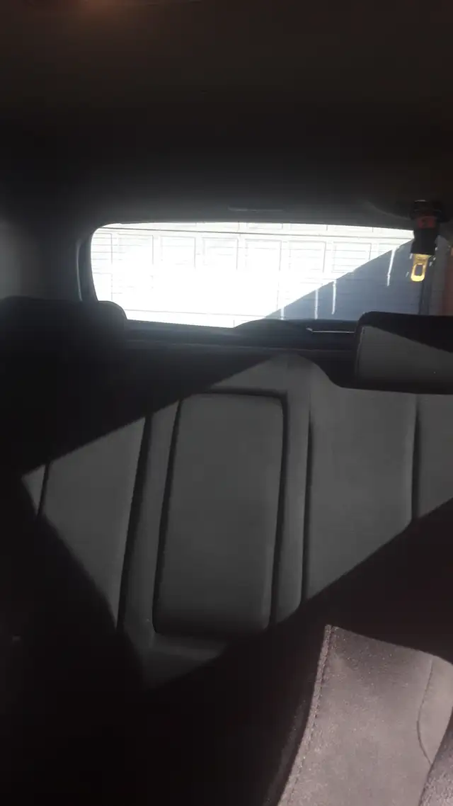 2009 Mazda CX-7 fully loaded AWD 175000km 5000$ - Photo 4