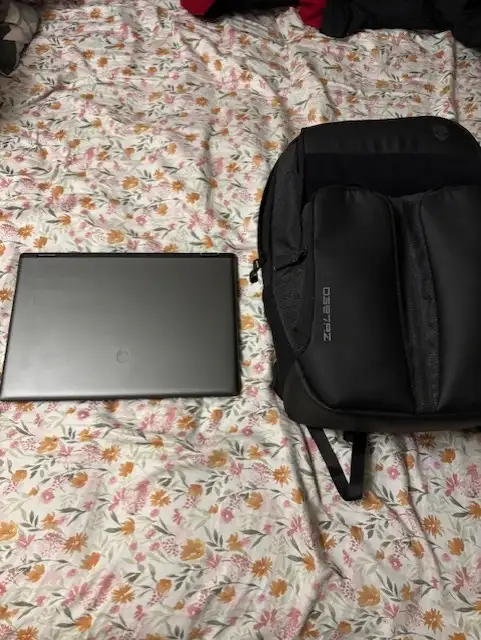 Alienware M16 R2 Ultra 9 RTX 4070, 32gb ram gaming laptop   bag - Photo 2