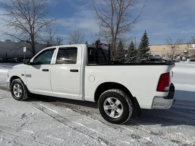 2016 Dodge Ram 1500 2016 DODGE RAM 1500 , 4X4 , COMME NEUF  ,  A - Photo 13