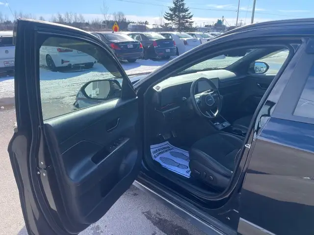 2024 Hyundai Kona - Photo 11
