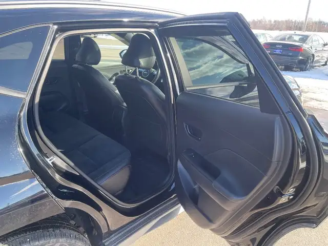 2024 Hyundai Kona - Photo 15