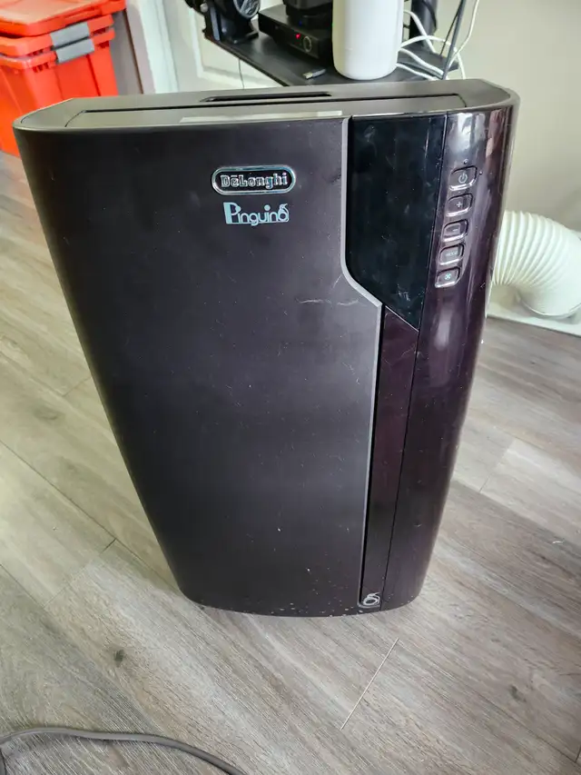 2 Air conditioners for sale In Airdrie Alberta