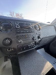 2015 Ford Super Duty F-250 SRW HIGH ROOF CAP 4x4 XLT — CERTIFIED - Photo 12