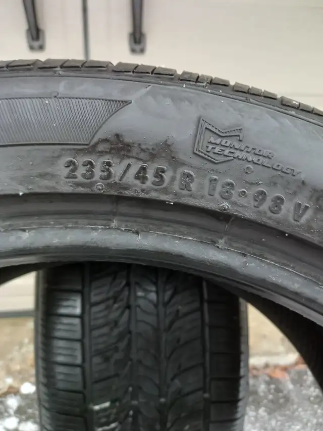 2 tires 235/45/R18 all season. - Photo 4