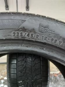 2 tires 235/45/R18 all season. - Photo 4