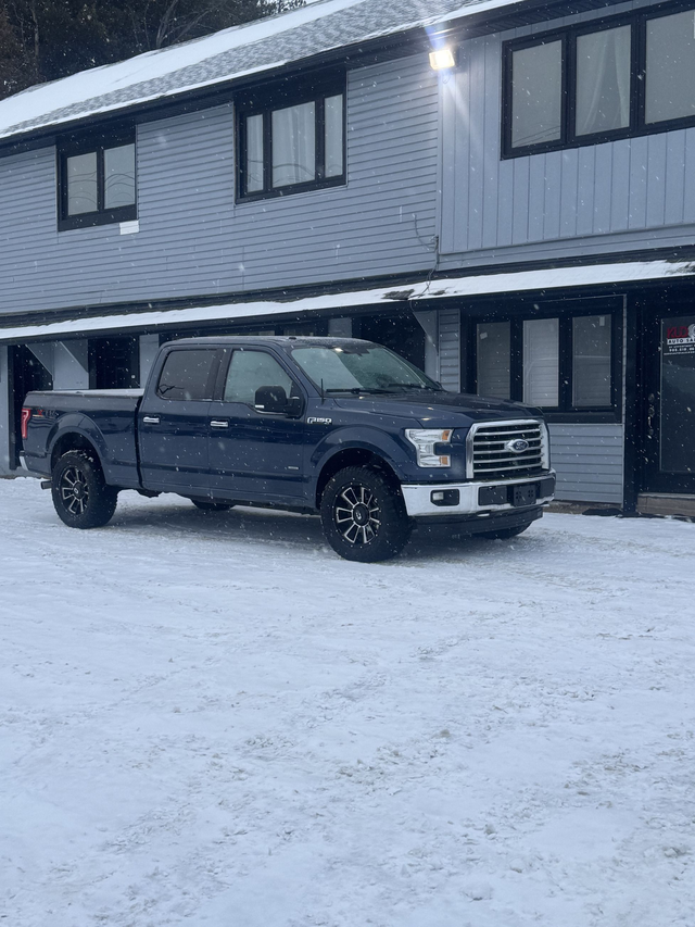 2017 Ford F-150 XLT CREW CAB 4x4 6.6 FT BOX — CERTIFIED—