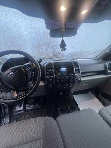 2017 Ford F-150 XLT CREW CAB 4x4 6.6 FT BOX — CERTIFIED— - Photo 5