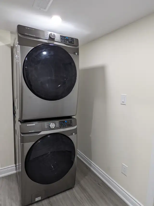 2 Bed   2 Bath Basement for Rent - Photo 10