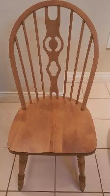 6 Chairs and matching Buffet