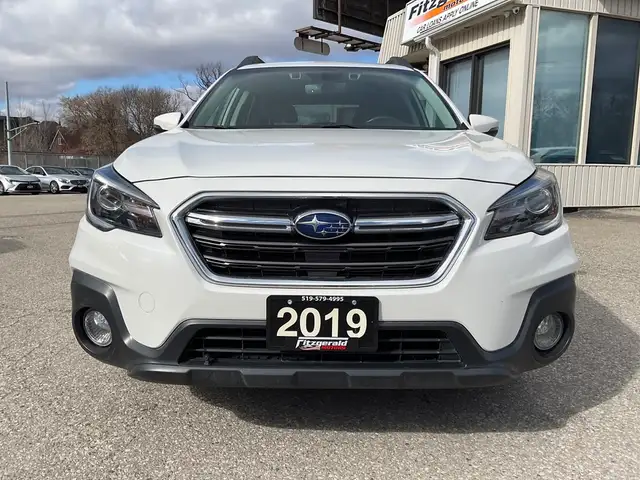 2019 Subaru Outback 2.5i Limited W/ Eye Sight Pkg - LEATHER! NAV - Photo 2