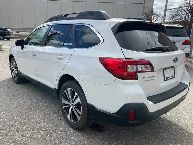 2019 Subaru Outback 2.5i Limited W/ Eye Sight Pkg - LEATHER! NAV - Photo 5