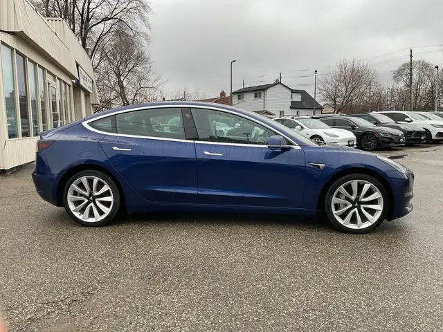 2020 Tesla Model 3 LONGE RANGE AWD - LEATHER! NAV! CAMERAS! LOW - Photo 8