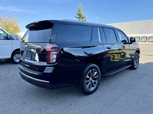 2022 Chevrolet Suburban LT - DURAMAX DIESEL! - Photo 2