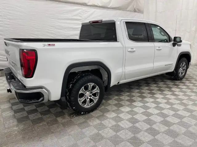 2021 GMC Sierra 1500 - Photo 4