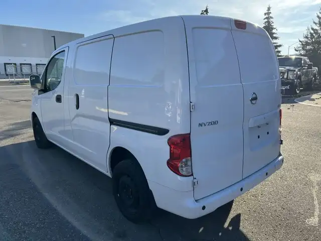 2021 Nissan NV200 S - Photo 2