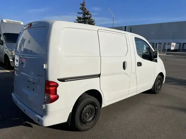 2021 Nissan NV200 S - Photo 9
