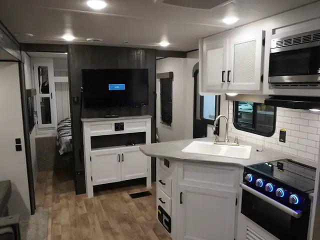 2022 Keystone RV Hideout 272BH, BRIGHT & MODERN VERY CLEAN BUNKH - Photo 14