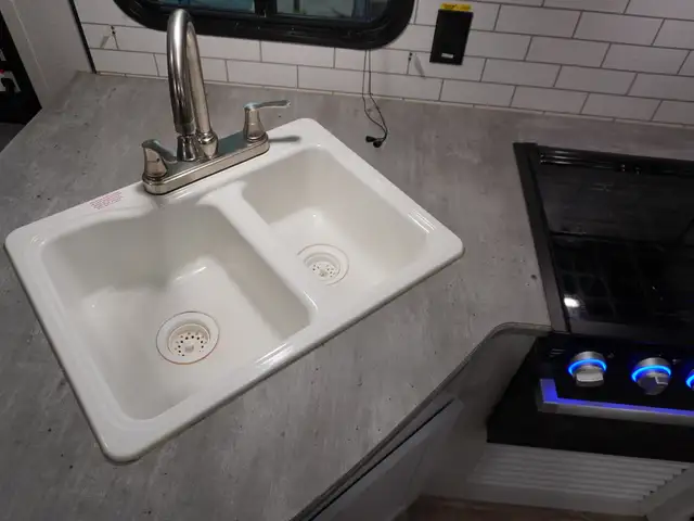 2022 Keystone RV Hideout 272BH, BRIGHT & MODERN VERY CLEAN BUNKH - Photo 16