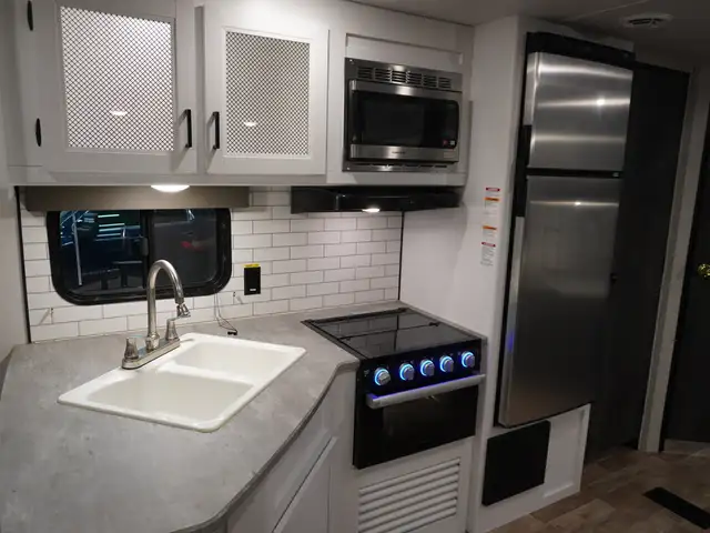 2022 Keystone RV Hideout 272BH, BRIGHT & MODERN VERY CLEAN BUNKH - Photo 19