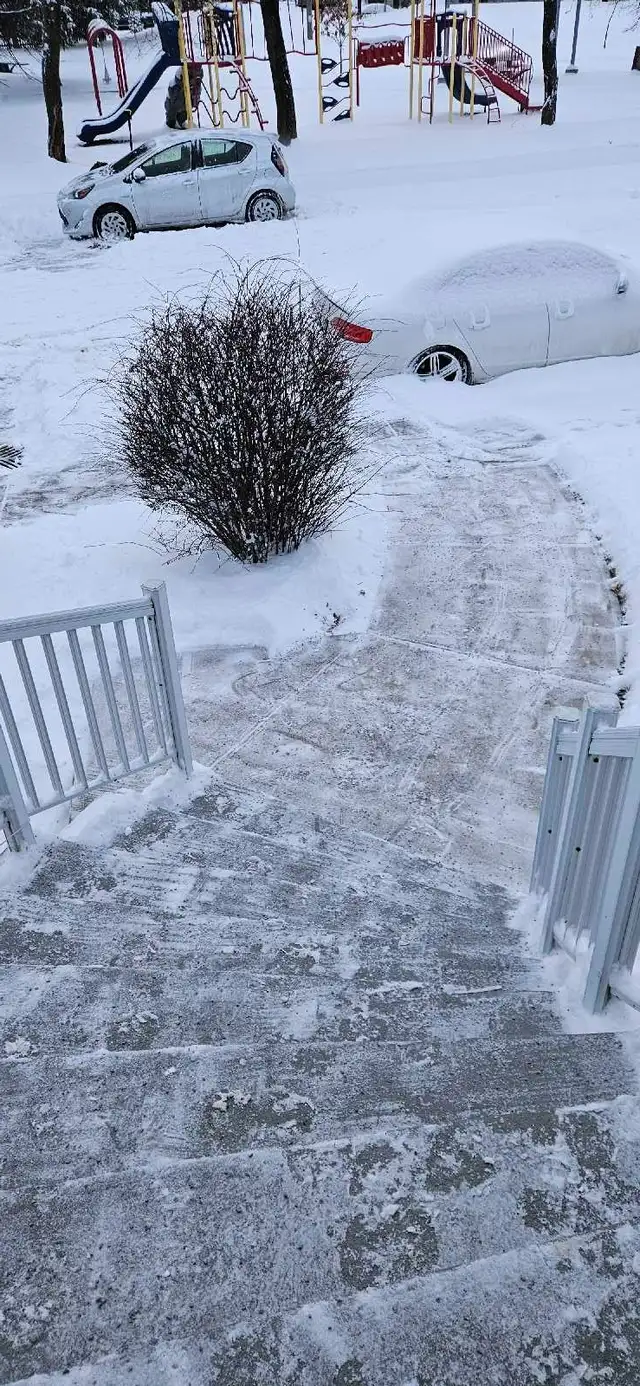 deneigement a bas prix entree/auto/balcon,, mtl-nord/st-leonard