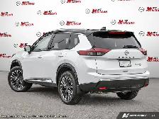 2026 Nissan Rogue Platinum - Photo 4