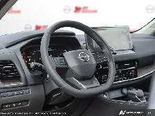 2026 Nissan Rogue Platinum - Photo 12