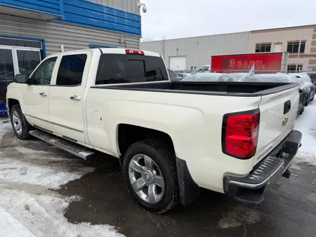 2015 CHEVROLET Silverado 1500 LTZ Crew Cab - Photo 5