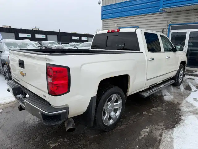 2015 CHEVROLET Silverado 1500 LTZ Crew Cab - Photo 7