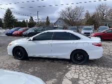 2015 Toyota Camry LE - Photo 7