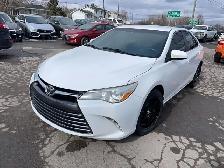 2015 Toyota Camry LE - Photo 8