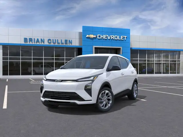 2027 Chevrolet Bolt - Photo 8