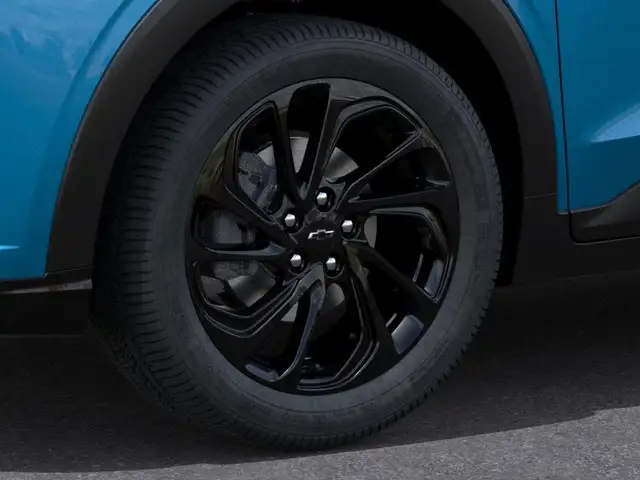 2027 Chevrolet Bolt - Photo 8