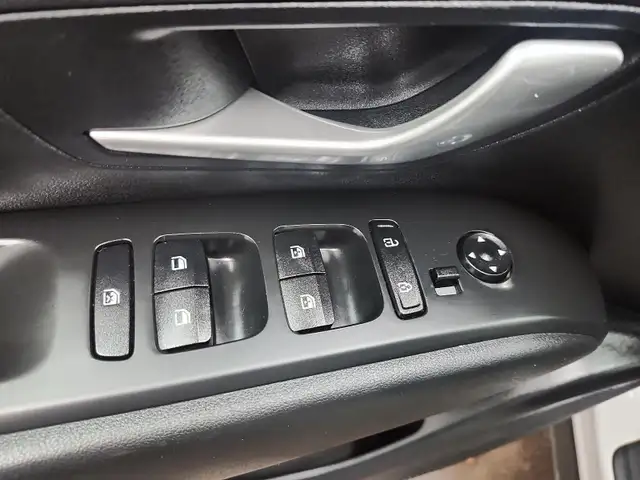 2022 Hyundai Tucson Preferred Preferred | Heated Steering Whe... - Photo 13