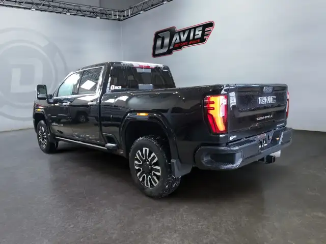 2026 GMC Sierra 3500HD - Photo 3
