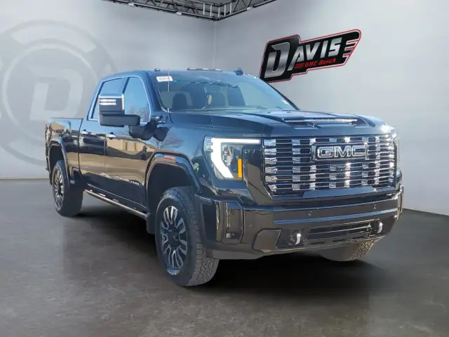 2026 GMC Sierra 3500HD - Photo 8