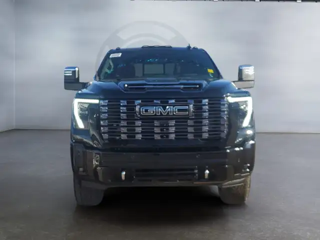 2026 GMC Sierra 3500HD - Photo 9