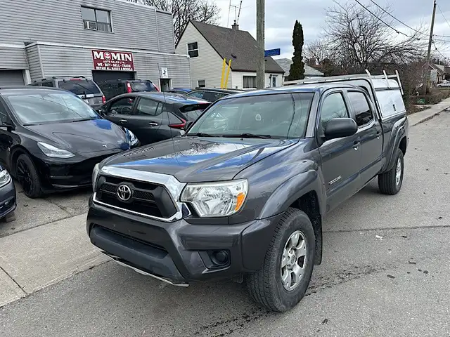 2015 Toyota Tacoma 4WD Double Cab V6 Auto - Photo 2