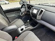 2015 Toyota Tacoma 4WD Double Cab V6 Auto - Photo 9