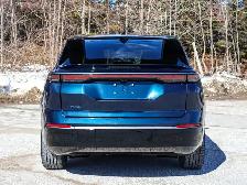 2024 Jeep Wagoneer S Launch Edition- Pano Sunroof - - Photo 11