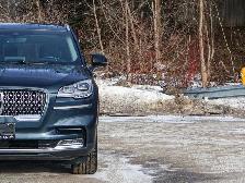2022 Lincoln Aviator Reserve- 201a - Pano Roof - Photo 6