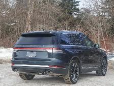 2022 Lincoln Aviator Reserve- 201a - Pano Roof - Photo 17
