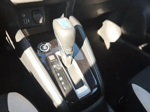 2021 Nissan Versa SV SV | Heated Seats | Blind Spot - Photo 16