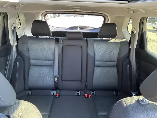 2024 Nissan Rogue - Photo 14