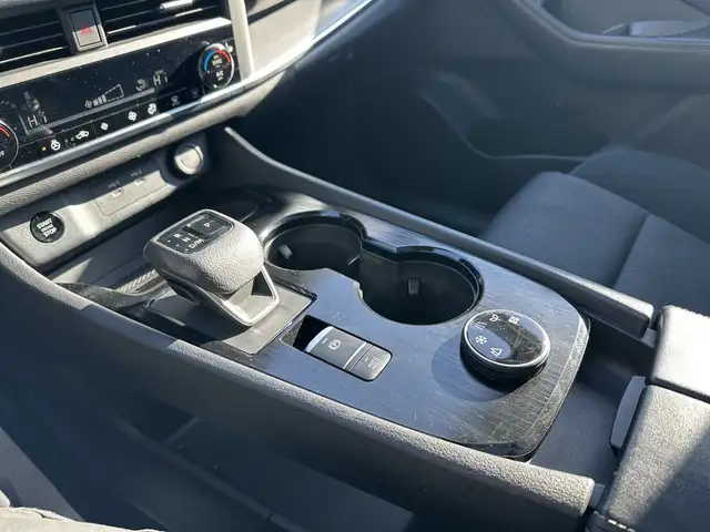 2024 Nissan Rogue - Photo 20