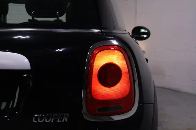2015 MINI Cooper Hardtop 3dr HB for sale - Photo 11
