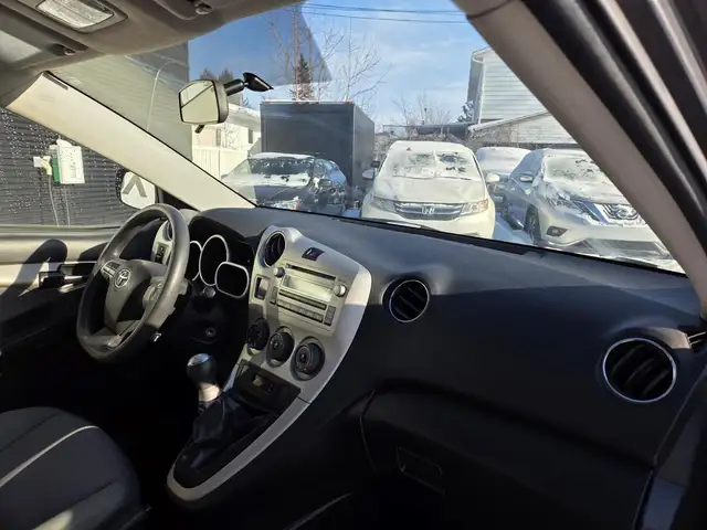 Toyota Matrix 2011 AUBAINE FIABILITE ECONOMIQUE - Photo 9