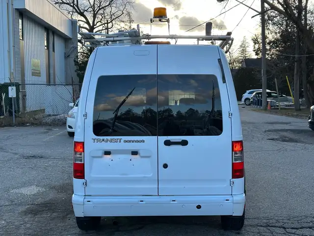 2011 Ford Transit Connect XLT - Photo 6