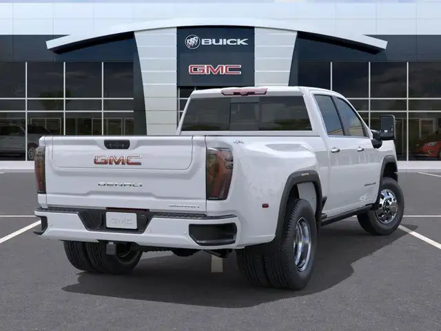 2026 GMC Sierra 3500HD Denali Ultimate - Photo 4