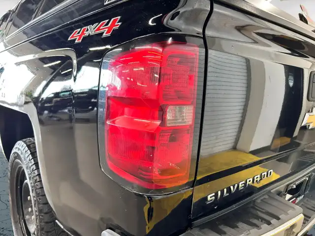 2015 Chevrolet Silverado LT - Photo 5